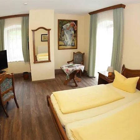 Hotell Und Restaurant Rittergut Kreipitzsch *