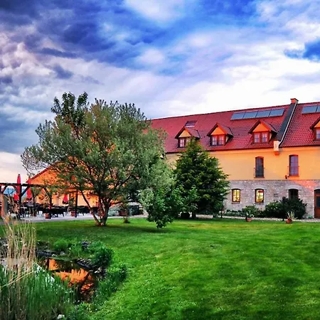 Und Restaurant Rittergut Kreipitzsch Naumburg (Saale)