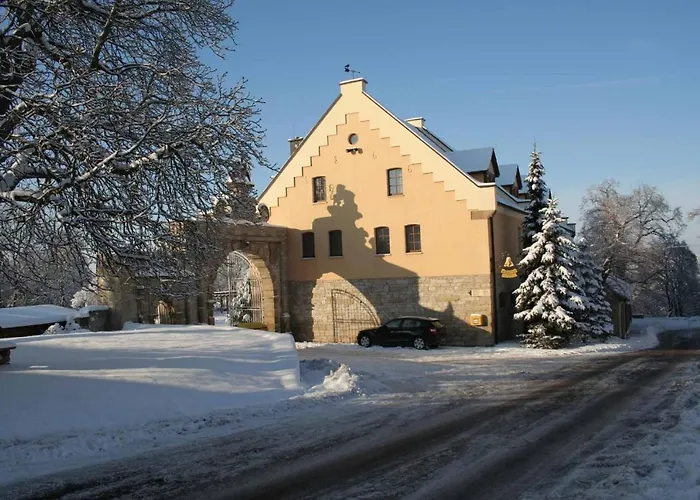 Und Restaurant Rittergut Kreipitzsch Hotel Naumburg (Saale)
