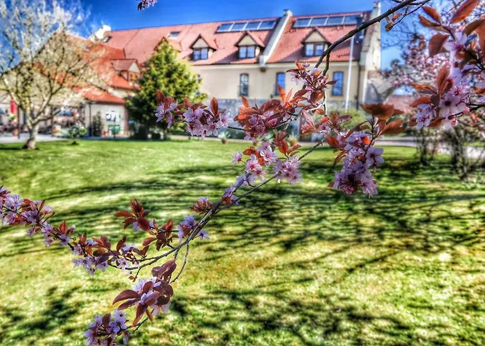 Und Restaurant Rittergut Kreipitzsch Hotel Naumburg (Saale)
