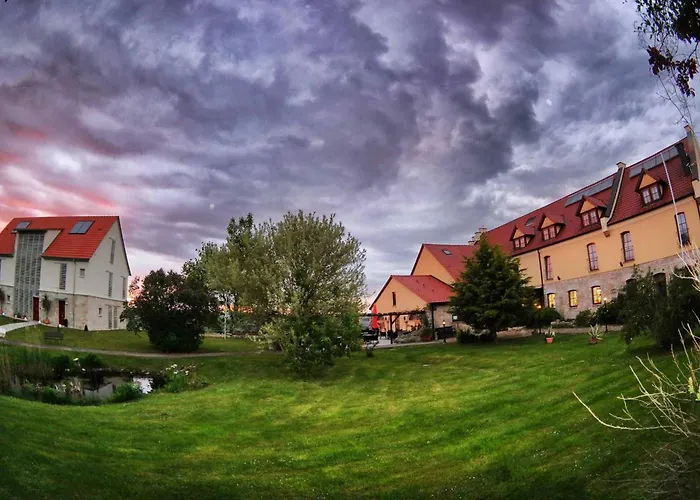 Und Restaurant Rittergut Kreipitzsch Hotel *