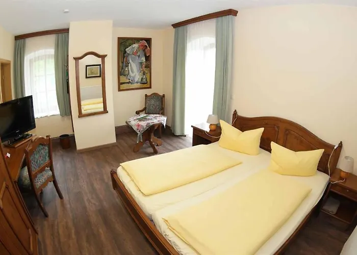 Und Restaurant Rittergut Kreipitzsch Hotel Naumburg (Saale)